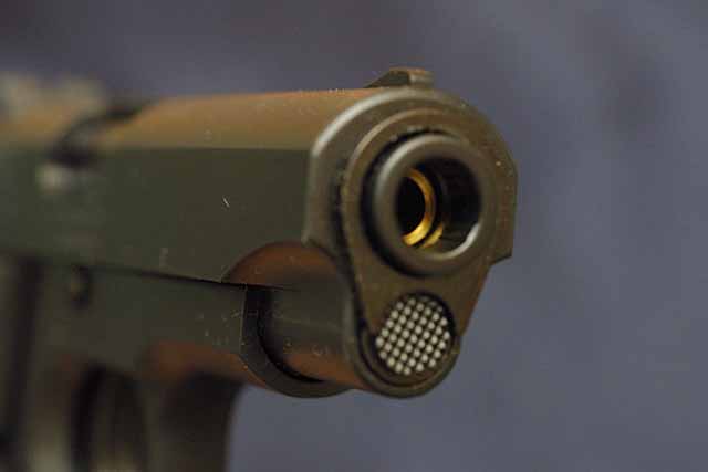 GUN