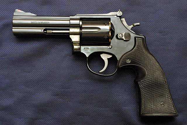 GUN