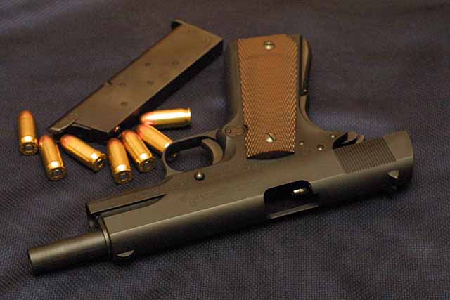 絶版！KSC M1911A1 コマーシャル・ミリタリー - YouTube